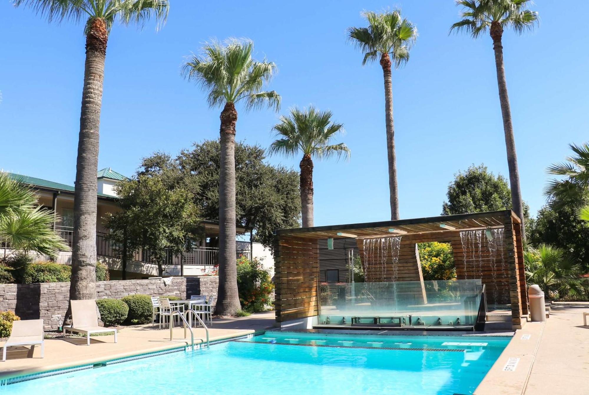Ramada By Wyndham Del Rio Ξενοδοχείο Εξωτερικό φωτογραφία